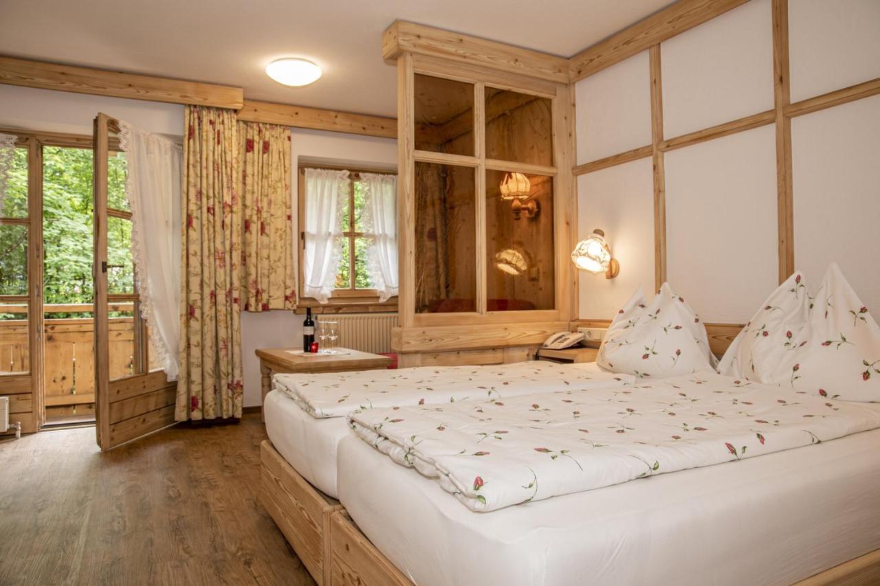 Hotel-Gasthof "Zur Muehle" Kaprun Exterior foto